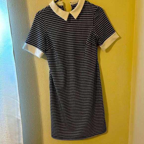 Use - Picture 1 of 1